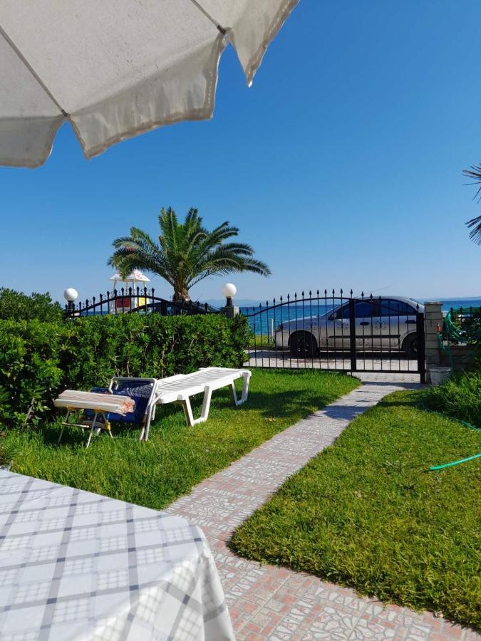 Cozy maisonette in Pefkochori Chalkidiki Buitenkant foto