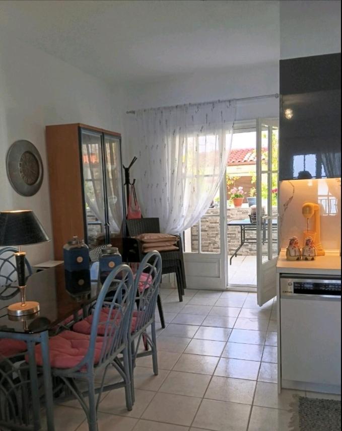 Cozy maisonette in Pefkochori Chalkidiki Buitenkant foto